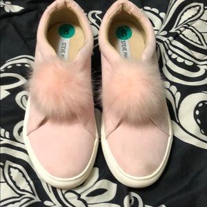 Steve Madden Pom canvas shoes